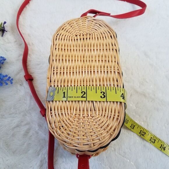 Draper James bucket straw bag NWOT with original dust bag - Picture 9 of 10